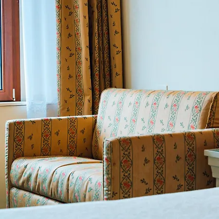 Panoramic Torre Della Vittoria פררה