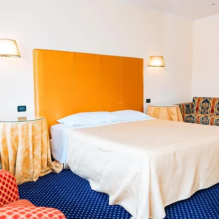 Panoramic Torre Della Vittoria 3*