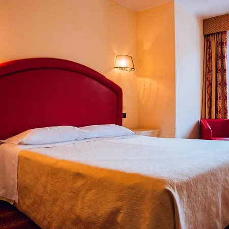 Torre Della Vittoria 1928 Hotel Ferrara
