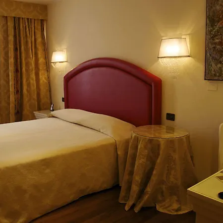 Hotel Torre Della Vittoria 1928 Ferrara