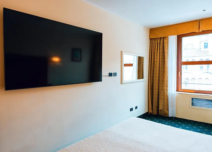 The Dome - Panoramic Rooms * 페라라