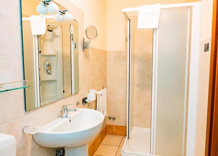 The Dome - Panoramic Rooms