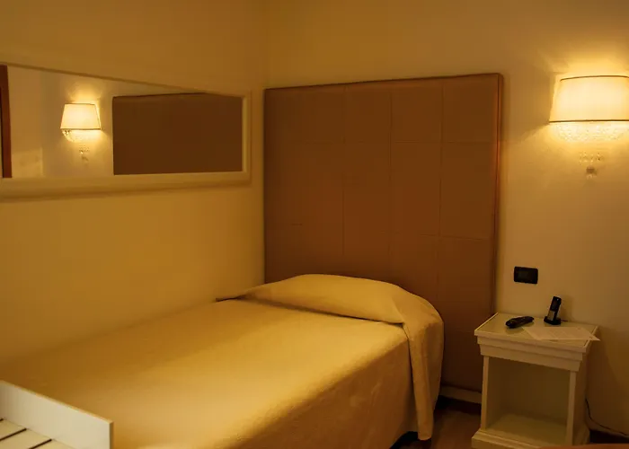 The Dome - Panoramic Rooms Hotel *