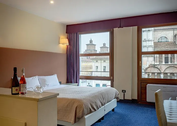 מלון The Dome - Panoramic פררה