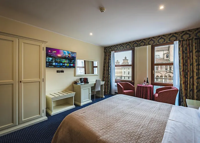 The Dome - Panoramic *